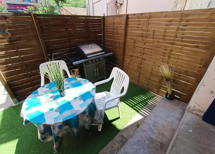 équipé Avec Terrasse à 600m Du Centre Thermal Apartamento *